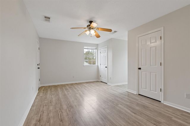 31119 S High Meadow Circle, Magnolia, TX 77355