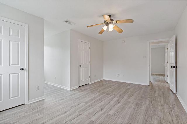 31119 S High Meadow Circle, Magnolia, TX 77355