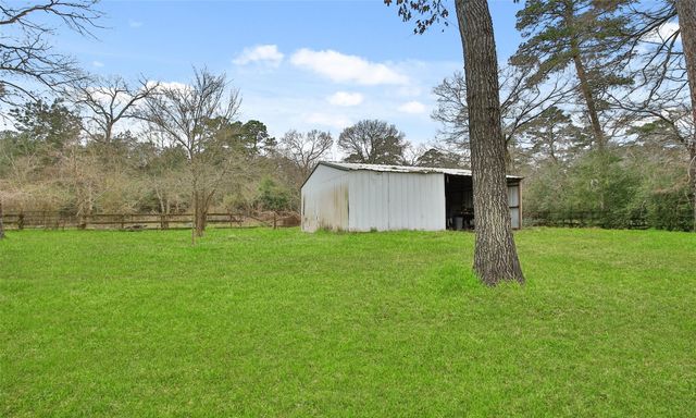 31119 S High Meadow Circle, Magnolia, TX 77355