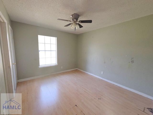 602 Georgia Avenue, Hinesville, GA 31313
