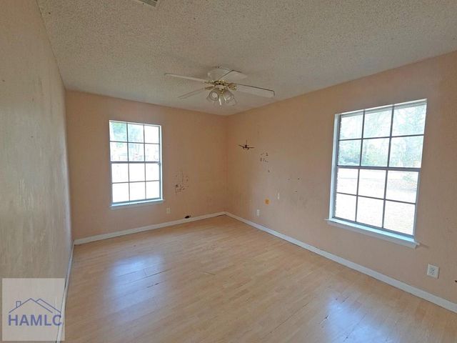 602 Georgia Avenue, Hinesville, GA 31313