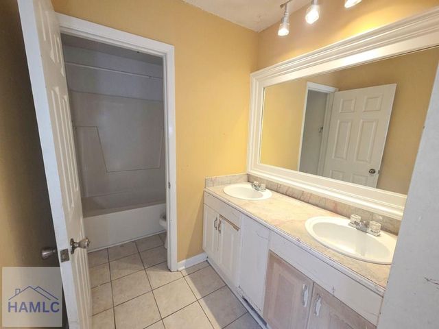 602 Georgia Avenue, Hinesville, GA 31313