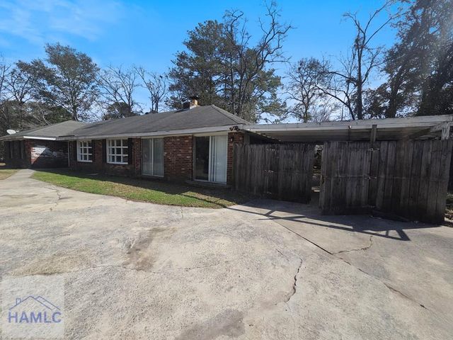 602 Georgia Avenue, Hinesville, GA 31313