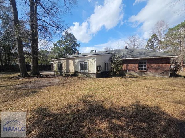 602 Georgia Avenue, Hinesville, GA 31313