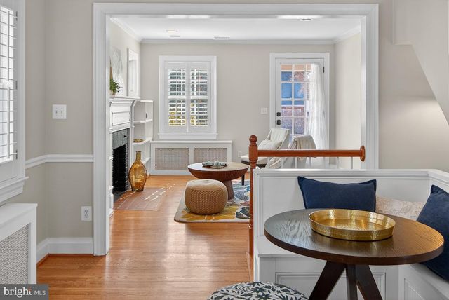 100 E MAPLE ST, Alexandria, VA 22301