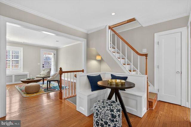 100 E MAPLE ST, Alexandria, VA 22301