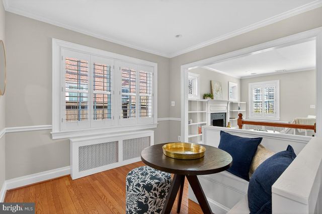 100 E MAPLE ST, Alexandria, VA 22301