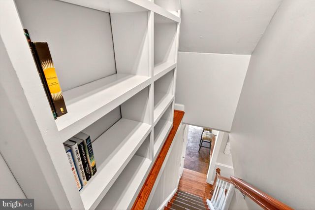 100 E MAPLE ST, Alexandria, VA 22301