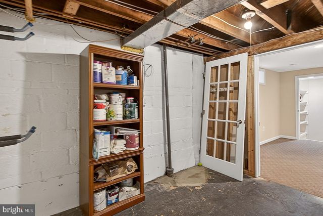 100 E MAPLE ST, Alexandria, VA 22301