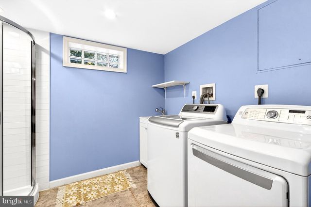 100 E MAPLE ST, Alexandria, VA 22301