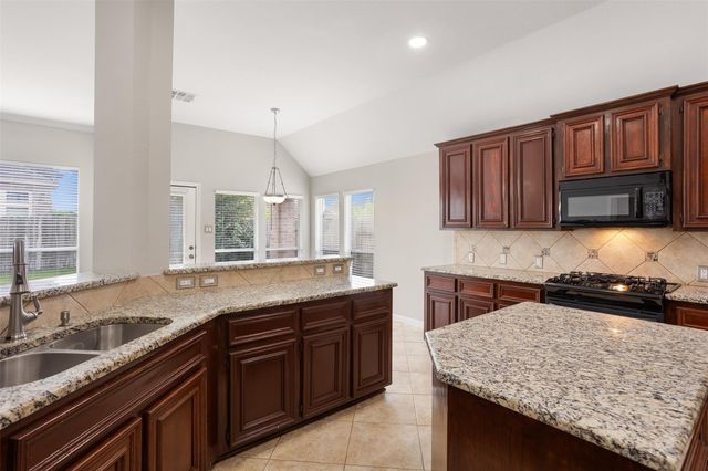 6111 Windsor Chase Lane, League City, TX 77573