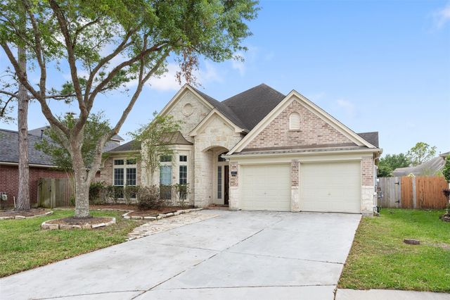 6111 Windsor Chase Lane, League City, TX 77573
