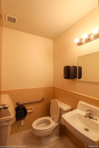 22190 Garrison Street, Dearborn, MI 48124