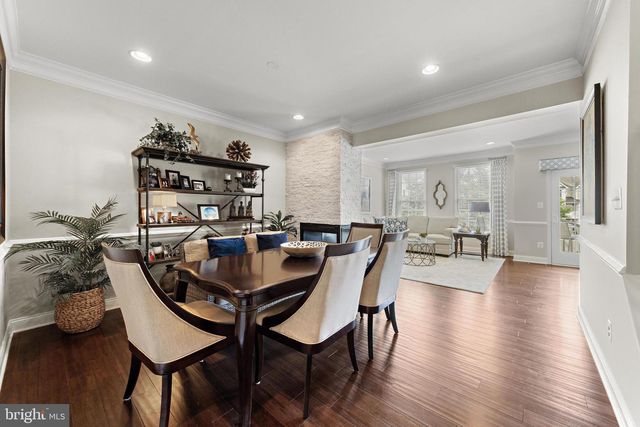 18 CRANE CT, Manahawkin, NJ 08050