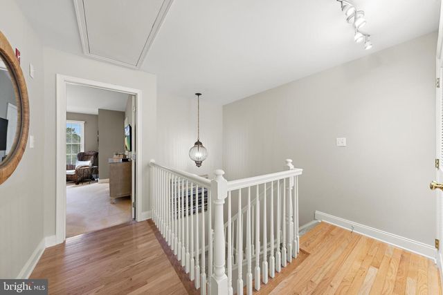 18 CRANE CT, Manahawkin, NJ 08050
