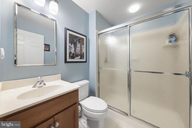 18 CRANE CT, Manahawkin, NJ 08050