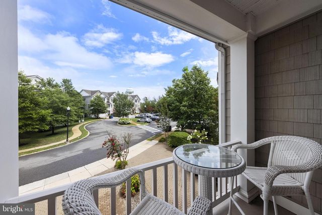 18 CRANE CT, Manahawkin, NJ 08050