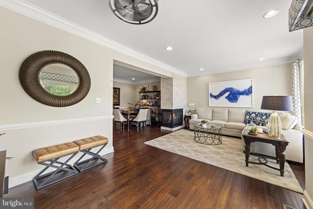 18 CRANE CT, Manahawkin, NJ 08050