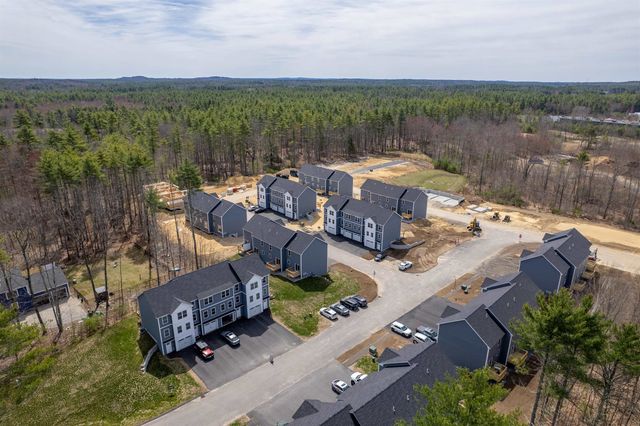 8C The Crossings at Village Center, Barrington, NH 03825