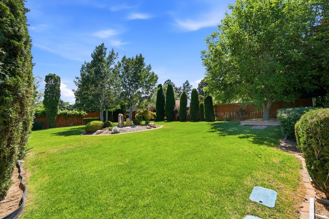1750 E CRESCENT VIEW DR DR, Sandy, UT 84092