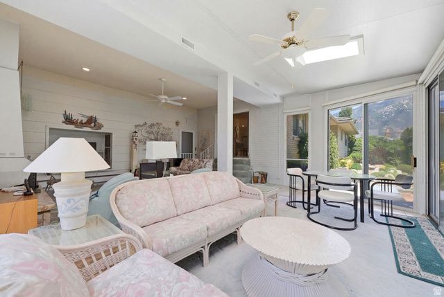 1750 E CRESCENT VIEW DR DR, Sandy, UT 84092