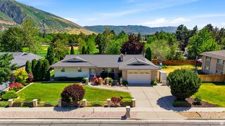 1750 E CRESCENT VIEW DR DR, Sandy, UT 84092