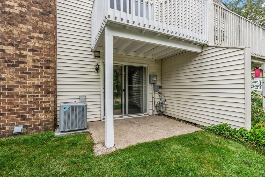 1415 W 140th Street, Burnsville, MN 55337 — photo 5
