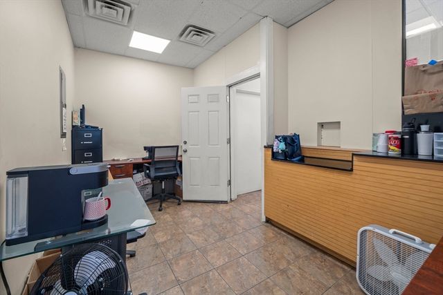 682 Broadway, Chelsea, MA 02150