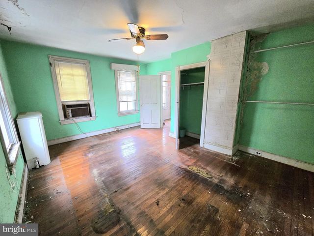 43 ROWLAND ST, Palmyra, NJ 08065