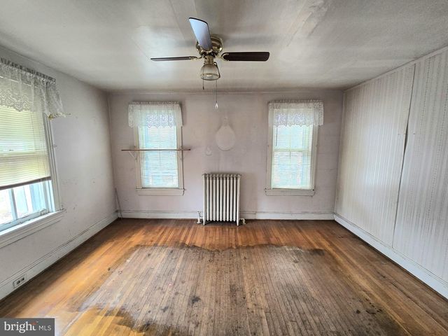 43 ROWLAND ST, Palmyra, NJ 08065