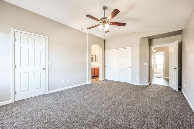 2531 W White Feather Lane, Phoenix, AZ 85085
