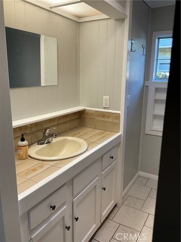 148 N C Street, Tustin, CA 92780