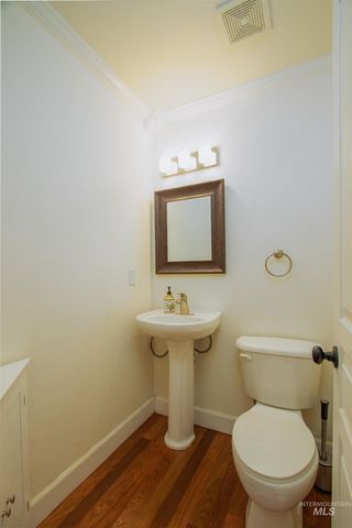 892 S Capitola Way, Boise, ID 83712