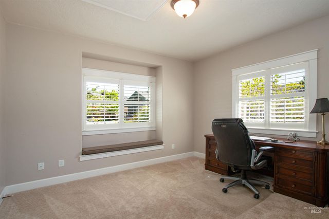 892 S Capitola Way, Boise, ID 83712
