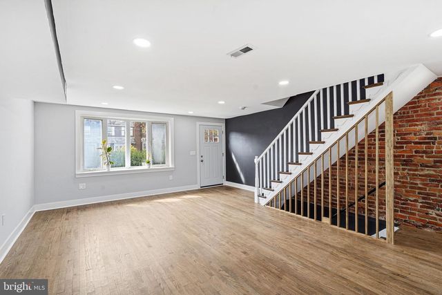 6635 HOLLIS ST, Philadelphia, PA 19138