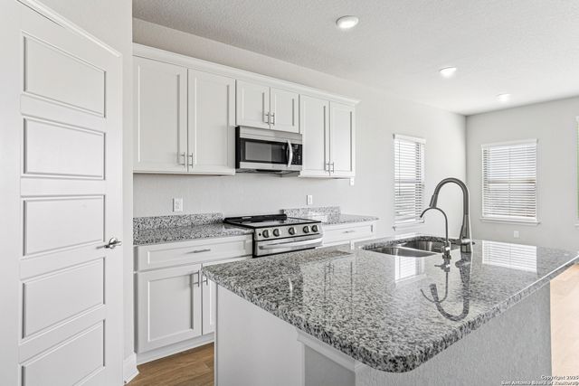 7137 Magnolia Creek, San Antonio, TX 78252