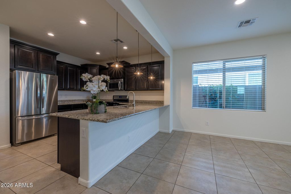 12247 W PRICKLY PEAR Trail, Peoria, AZ 85383 — photo 3