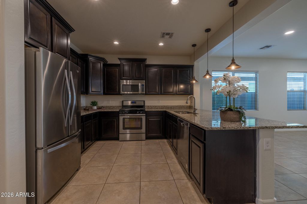 12247 W PRICKLY PEAR Trail, Peoria, AZ 85383 — photo 4