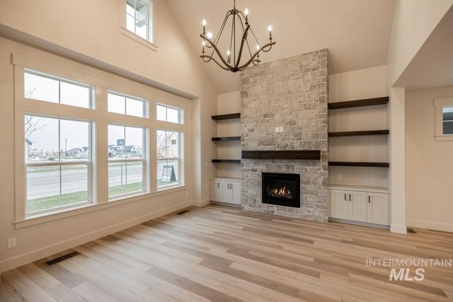 989 E Escalation St, Meridian, ID 83642