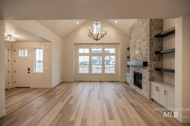 989 E Escalation St, Meridian, ID 83642
