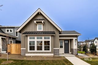 989 E Escalation St, Meridian, ID 83642