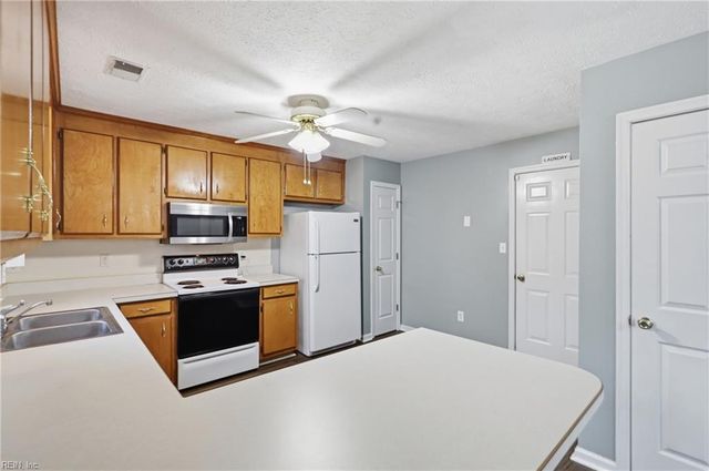 209 Bruton DR, Williamsburg, VA 23185