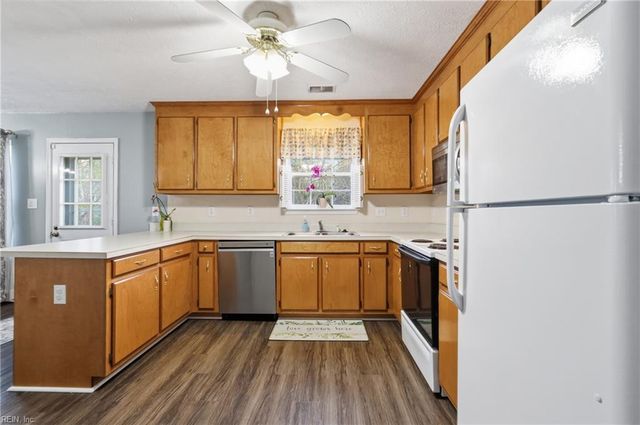 209 Bruton DR, Williamsburg, VA 23185