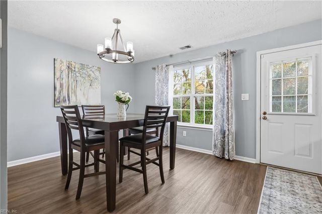 209 Bruton DR, Williamsburg, VA 23185