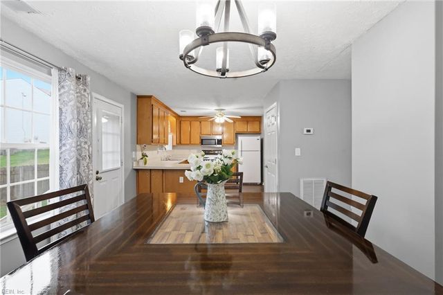 209 Bruton DR, Williamsburg, VA 23185