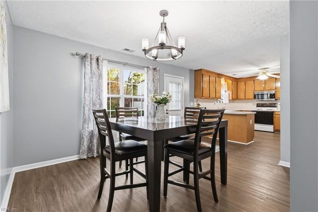 209 Bruton DR, Williamsburg, VA 23185