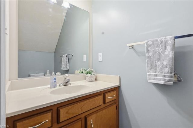 209 Bruton DR, Williamsburg, VA 23185