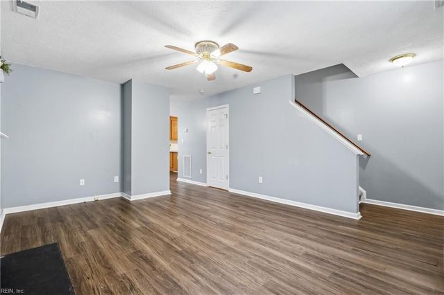 209 Bruton DR, Williamsburg, VA 23185