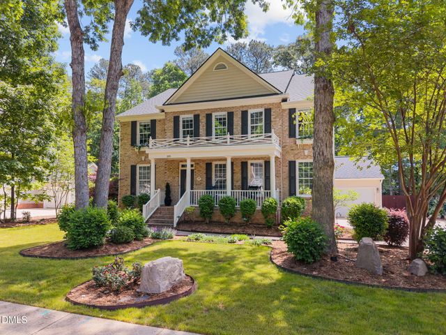105 Arlen Park Place, Holly Springs, NC 27540
