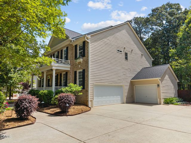 105 Arlen Park Place, Holly Springs, NC 27540